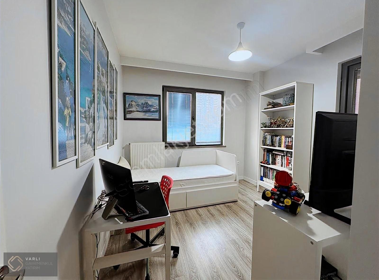 Nilüfer Kayapa Kumova Batıkentte Havuzlu Sitede Manzaralı 3+1 - Görsel 23