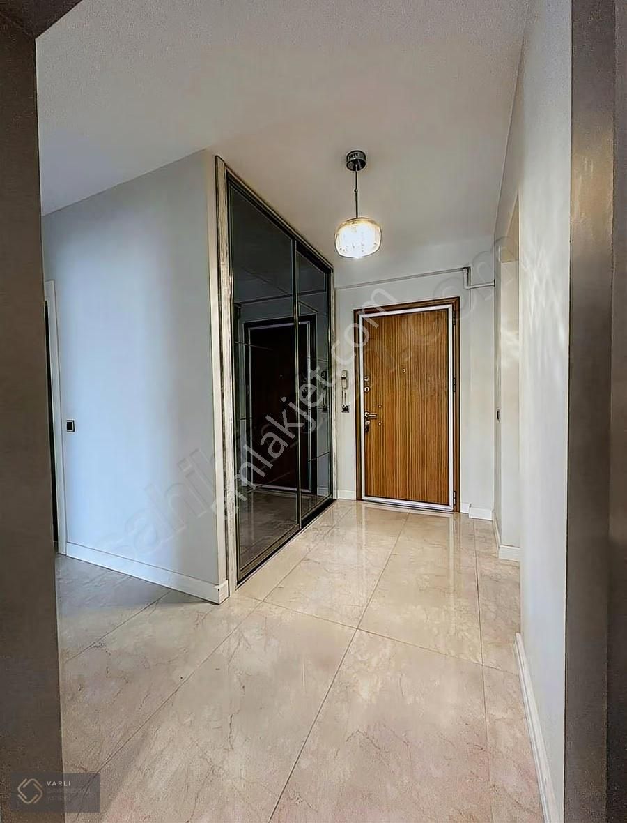 Nilüfer Kayapa Kumova Batıkentte Havuzlu Sitede Manzaralı 3+1 - Görsel 19