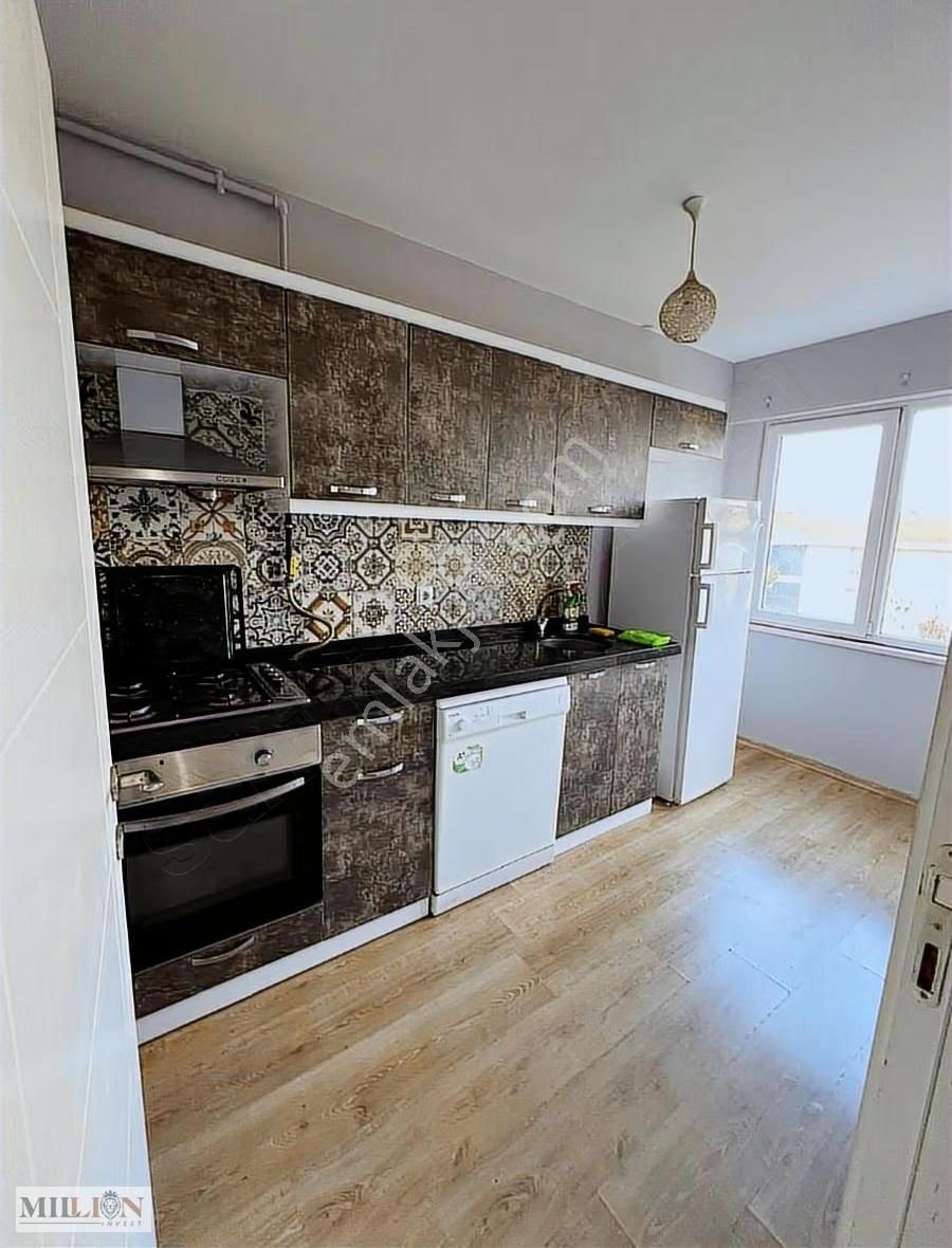 Merkezi Konumda Eşyalı Yüksek Kira Getirili 2+1 Daire - Görsel 8