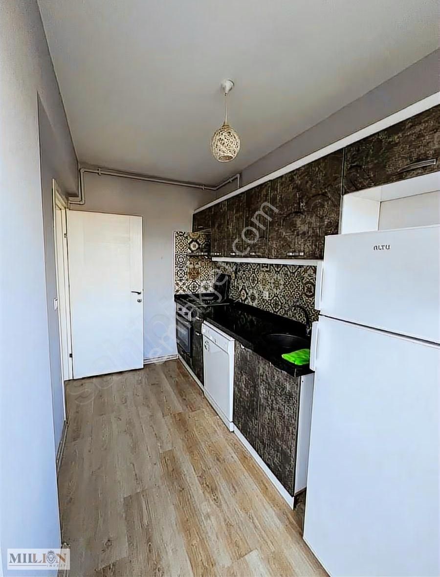 Merkezi Konumda Eşyalı Yüksek Kira Getirili 2+1 Daire - Görsel 11