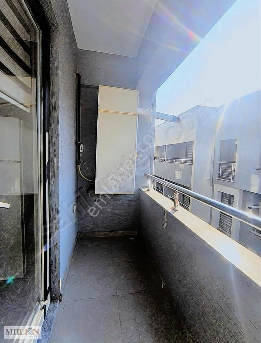 Görükle Trio Bölgesinde Havuzlu Lüks Sitede 1+1 Satılık Daire - Görsel 5