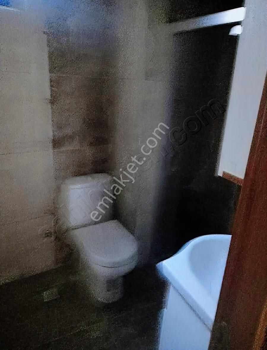 Esem Emlaktan Halkalı Kavaklıda Nemsiz Rutubetsiz Bahçe Katı - Görsel 3