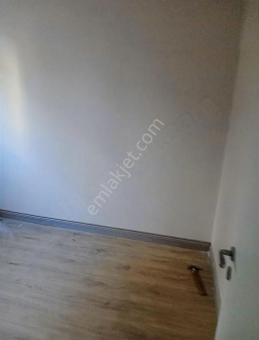 Esem Emlaktan Halkalı Kavaklıda Nemsiz Rutubetsiz Bahçe Katı - Görsel 8