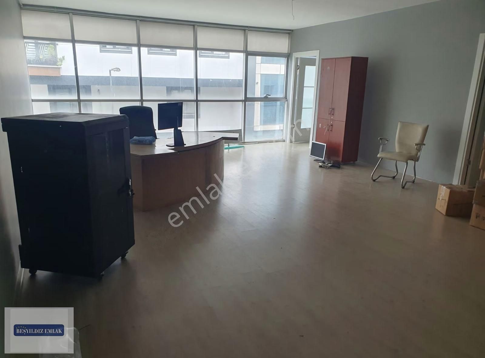 Çekmeköy Kaymakamlık Yakını Arakat İskanlı Net 100m2 Ofis/büro - Görsel 11