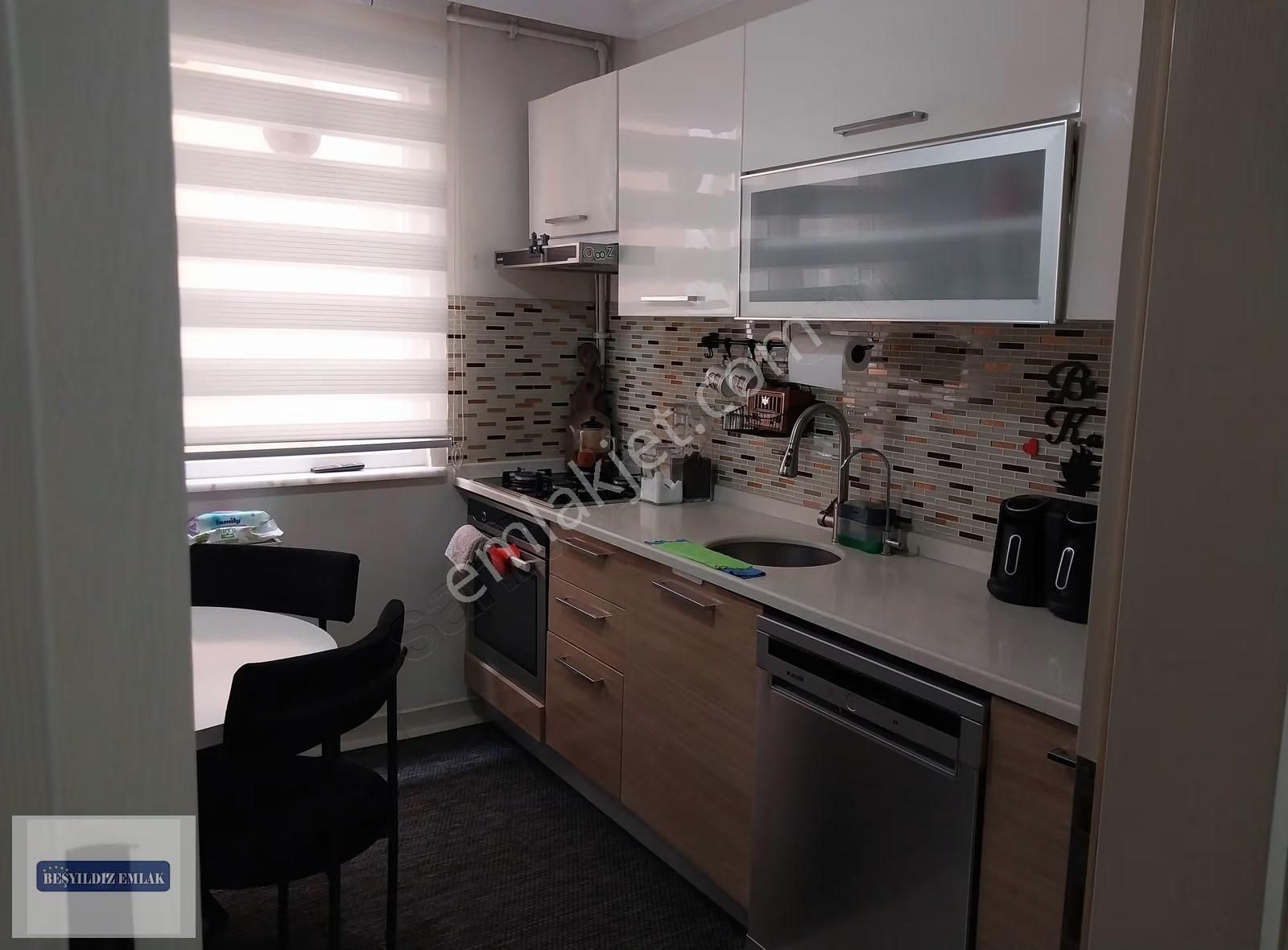 Çekmeköy Mimrsinan'da Asansörlü Genç Binada Arakat 2+1 - Görsel 21