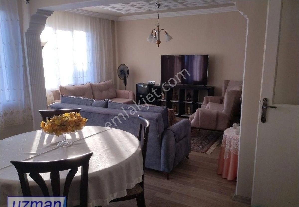 Kuşadası Kadınlar Denizinde Site İçi 2+1 Satılık Daire