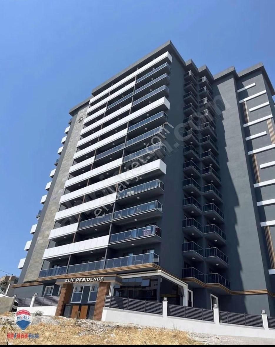 30 Buca Elif Residence Eşyalı 1+1 Site İçi Lüks Daire
