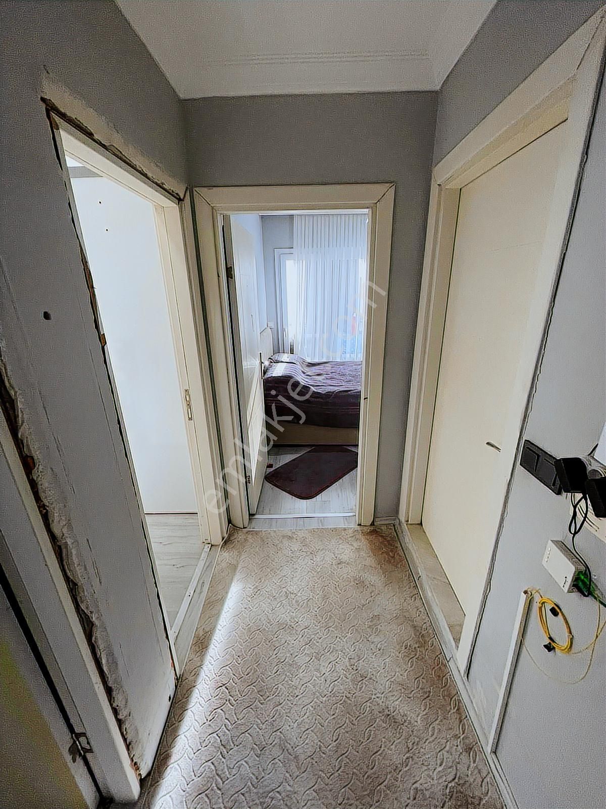Didim Efeler Mahallesinde Güney Cephe 2+1 Ara Kat Cam Balkonlu - Görsel 12