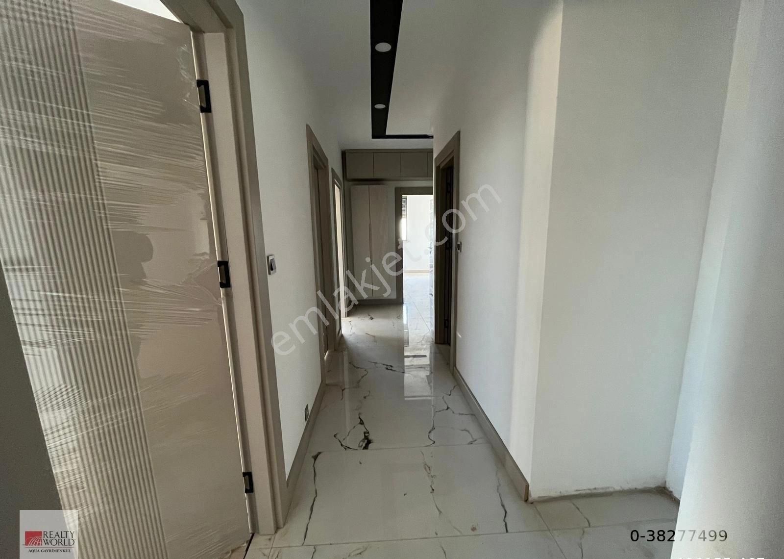 Acil Satılık !!! Havuzlu Sitede 3+1 Akıllı Ev | Deniz Manzaralı - Görsel 2