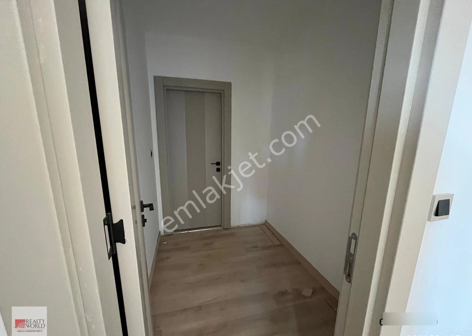 Acil Satılık !!! Havuzlu Sitede 3+1 Akıllı Ev | Deniz Manzaralı - Görsel 13