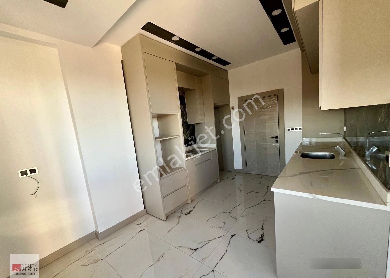 Acil Satılık !!! Havuzlu Sitede 3+1 Akıllı Ev | Deniz Manzaralı - Görsel 19