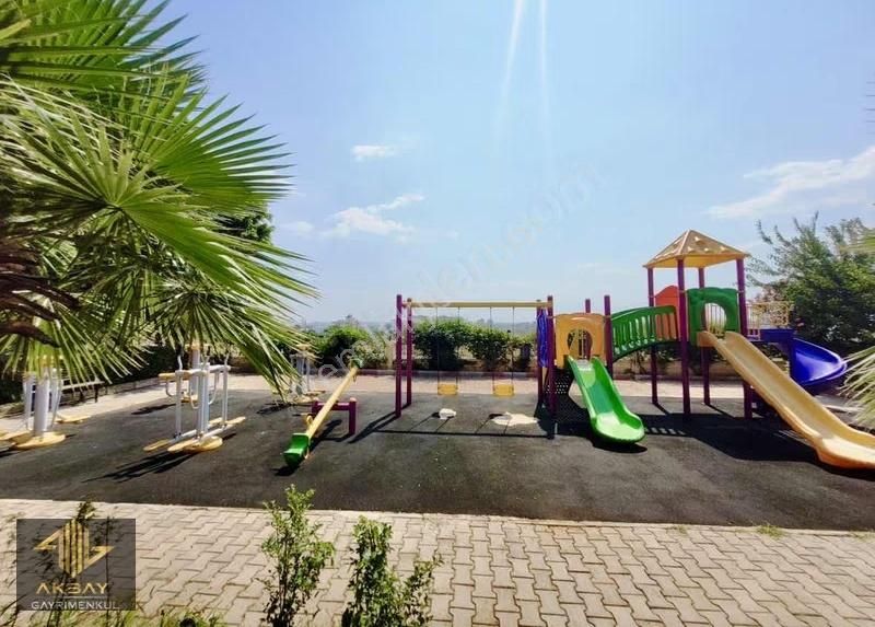 Güvenlikli Havuzlu Kapalı Otoparklı Sitede Teraslı Dubleks Daire - Görsel 10
