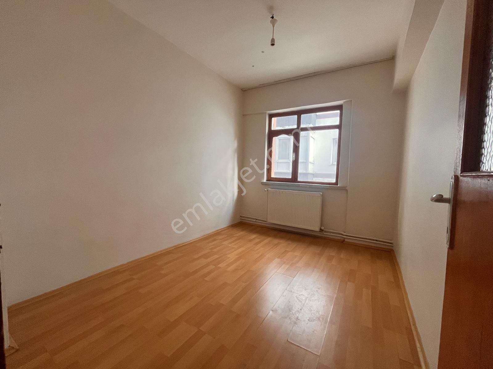 3 + 1 Andiçen Mahallesi Güzergah Sokak 3 + 1 Bağımsız Birinci Ara Katta Satılık Daire - Görsel 11