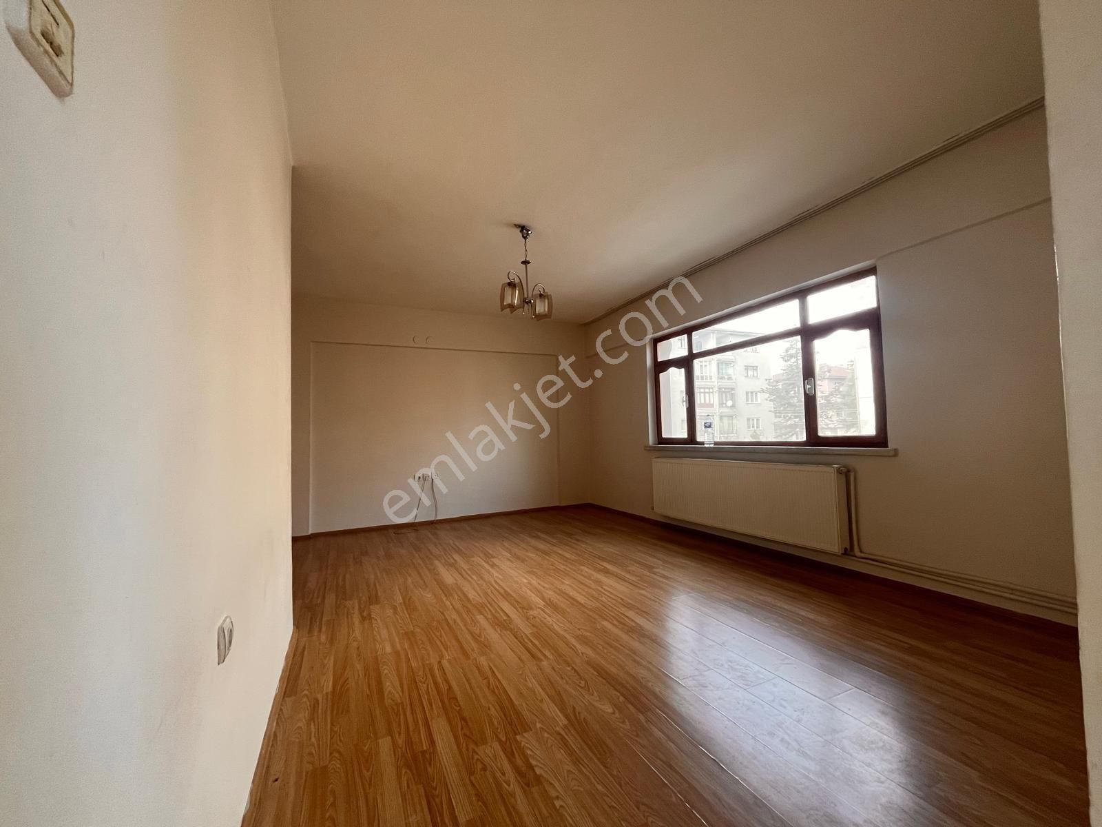 3 + 1 Andiçen Mahallesi Güzergah Sokak 3 + 1 Bağımsız Birinci Ara Katta Satılık Daire - Görsel 6