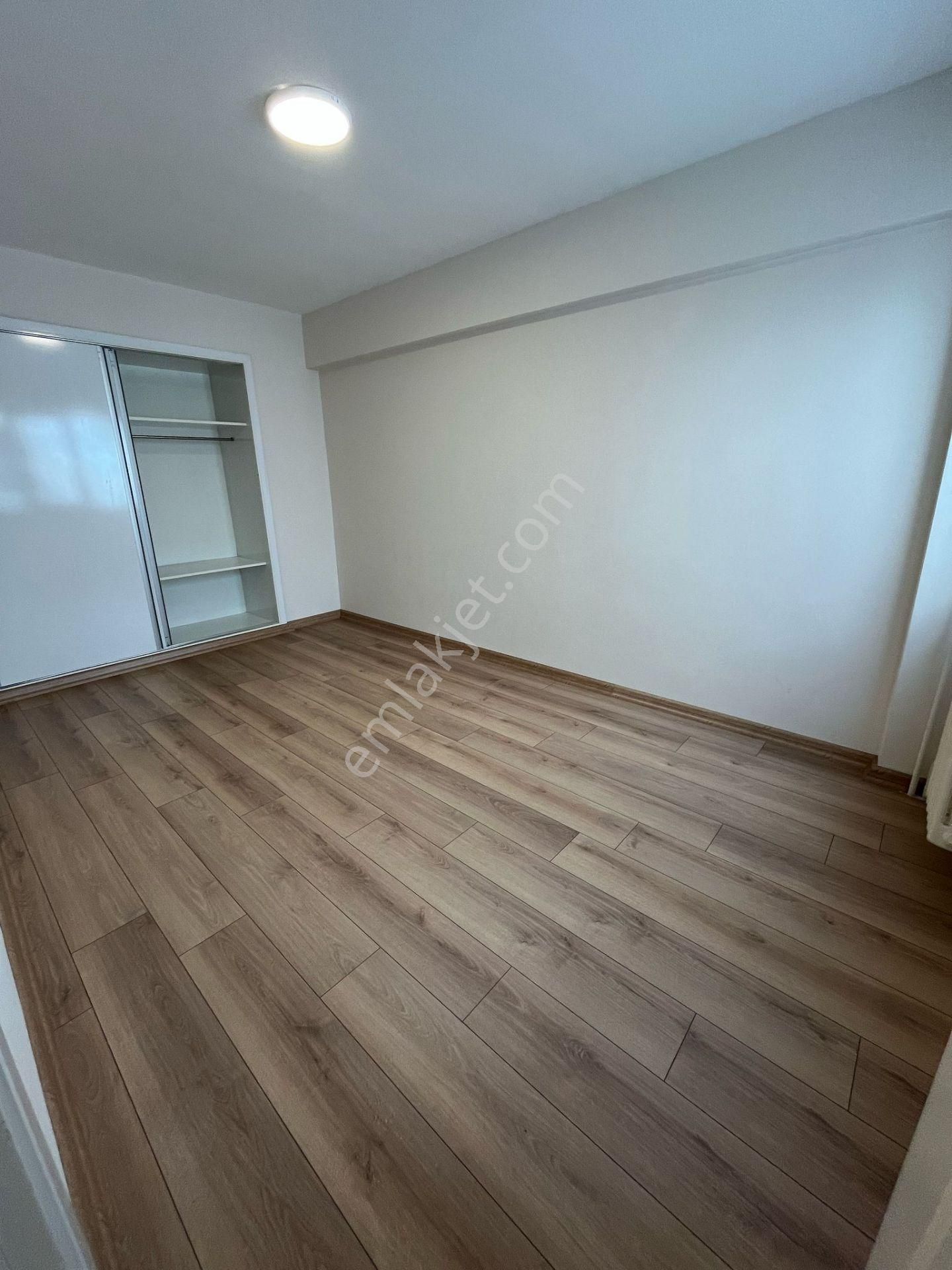 Asil'den İnönü Cad. 3+1 Full Yapılı Otoparklı Geniş Ferah Daire - Görsel 24