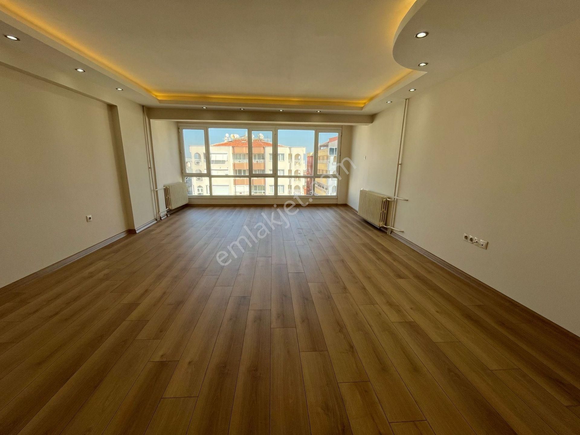 Asil'den İnönü Cad. 3+1 Full Yapılı Otoparklı Geniş Ferah Daire - Görsel 3