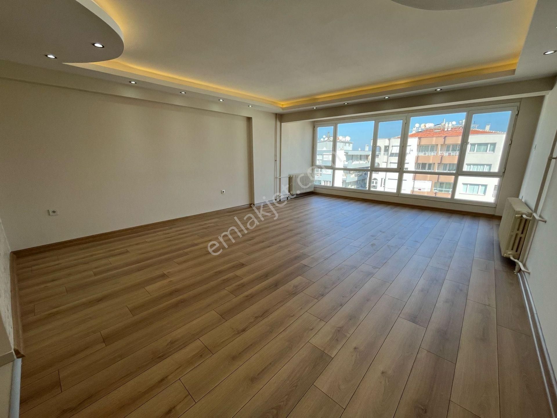 Asil'den İnönü Cad. 3+1 Full Yapılı Otoparklı Geniş Ferah Daire - Görsel 2