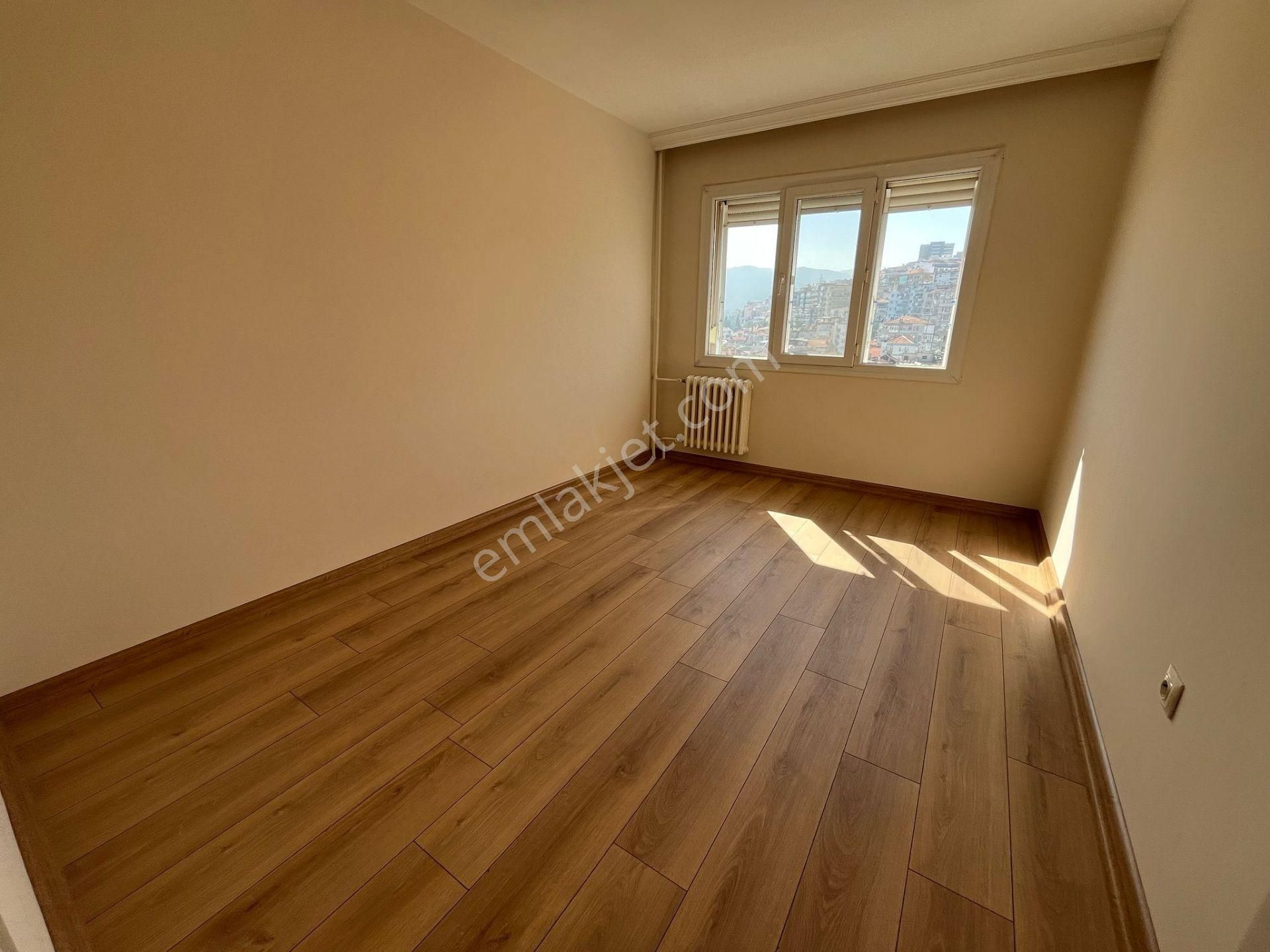 Asil'den İnönü Cad. 3+1 Full Yapılı Otoparklı Geniş Ferah Daire - Görsel 18