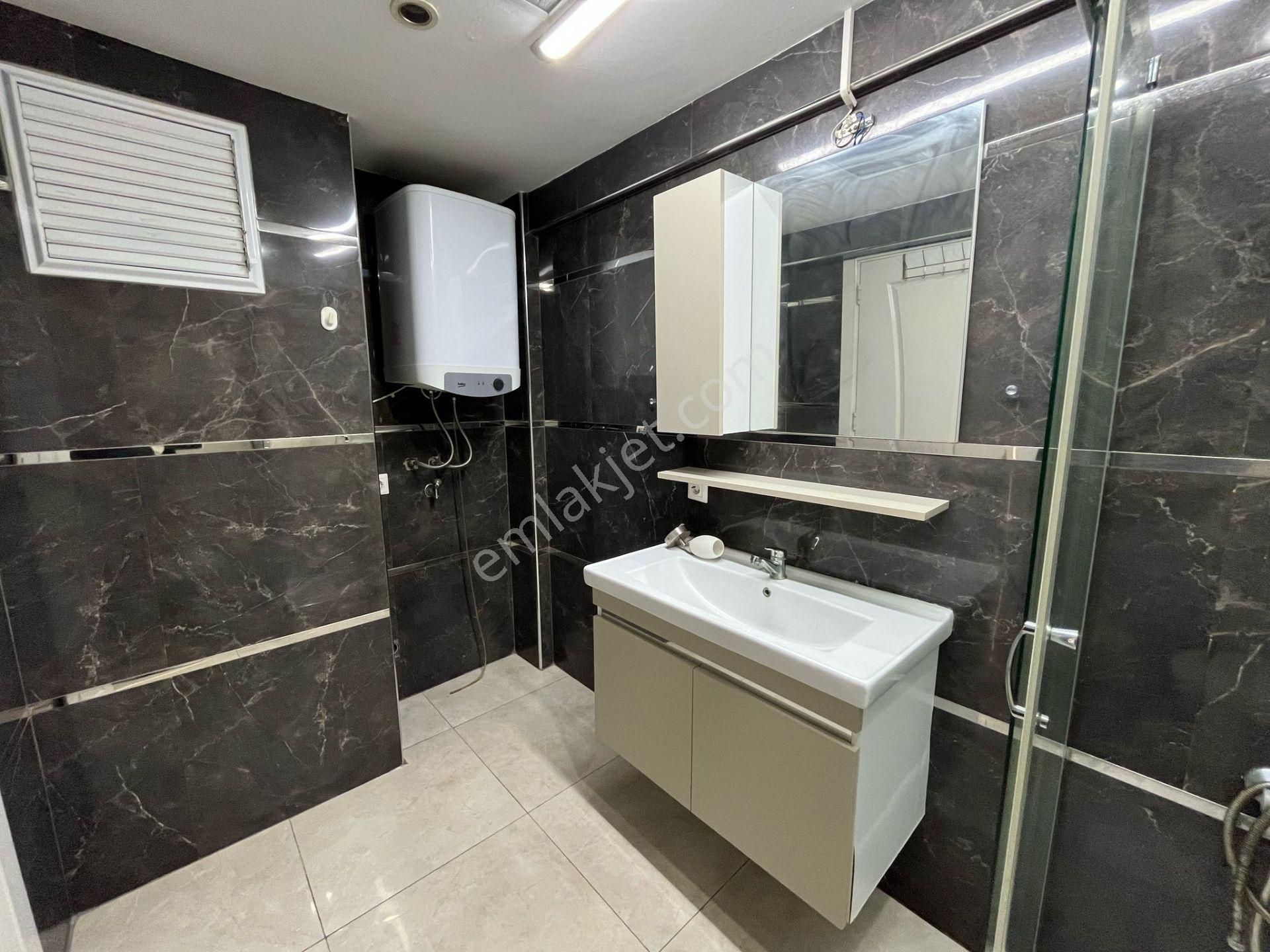 Asil'den İnönü Cad. 3+1 Full Yapılı Otoparklı Geniş Ferah Daire - Görsel 23