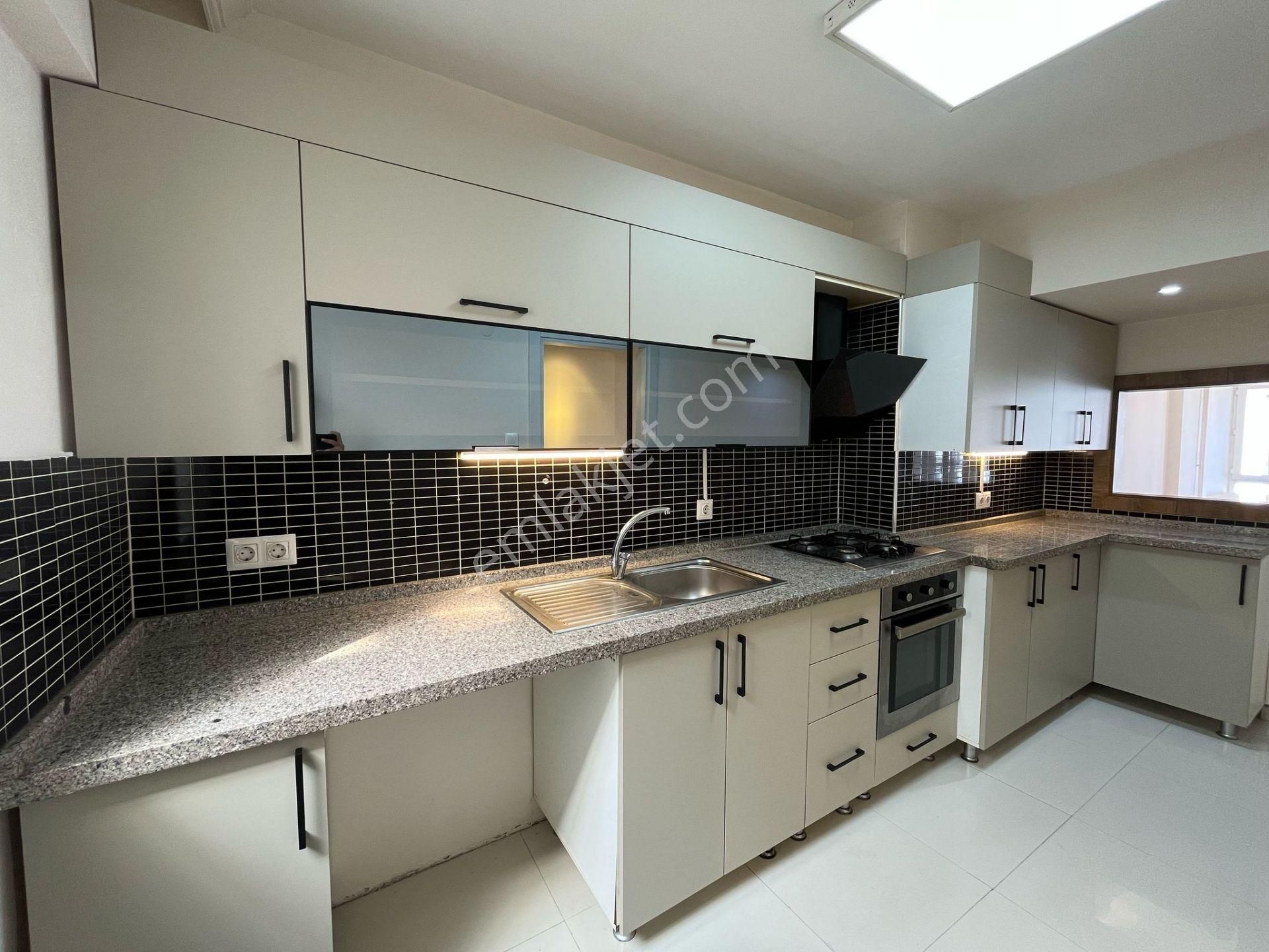 Asil'den İnönü Cad. 3+1 Full Yapılı Otoparklı Geniş Ferah Daire - Görsel 10