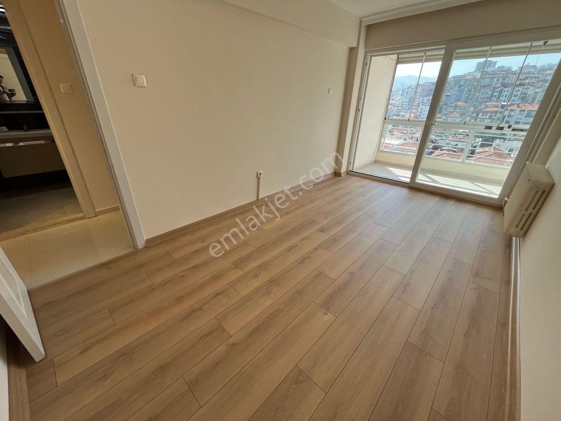 Asil'den İnönü Cad. 3+1 Full Yapılı Otoparklı Geniş Ferah Daire - Görsel 15