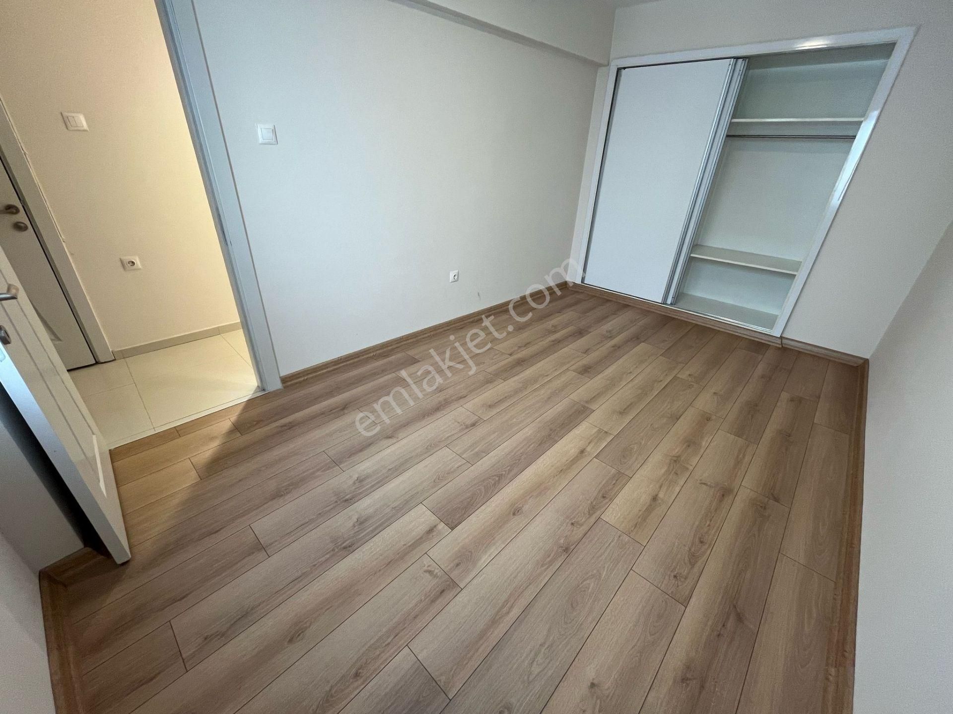 Asil'den İnönü Cad. 3+1 Full Yapılı Otoparklı Geniş Ferah Daire - Görsel 25