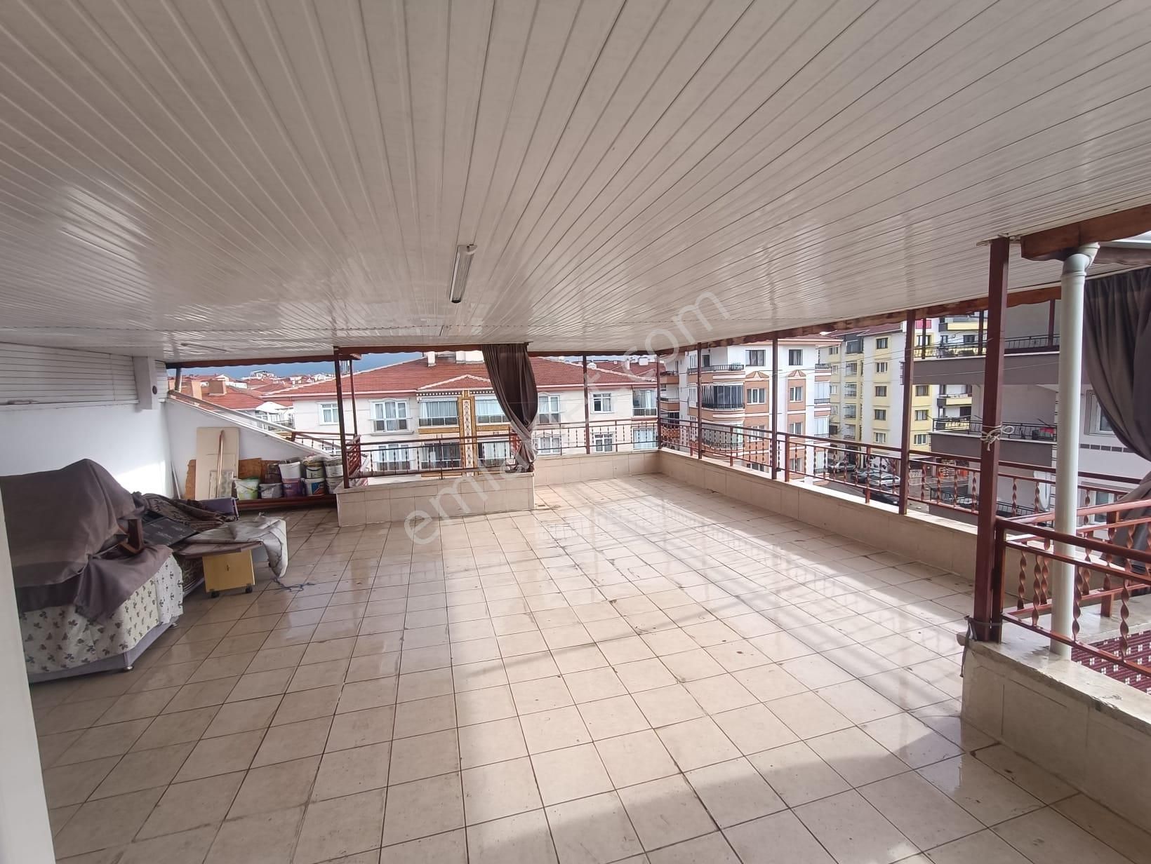 Mç Emlak'tan Malazgirt Mahale'sınde 5+1 Teras Satılık Daire - Görsel 8