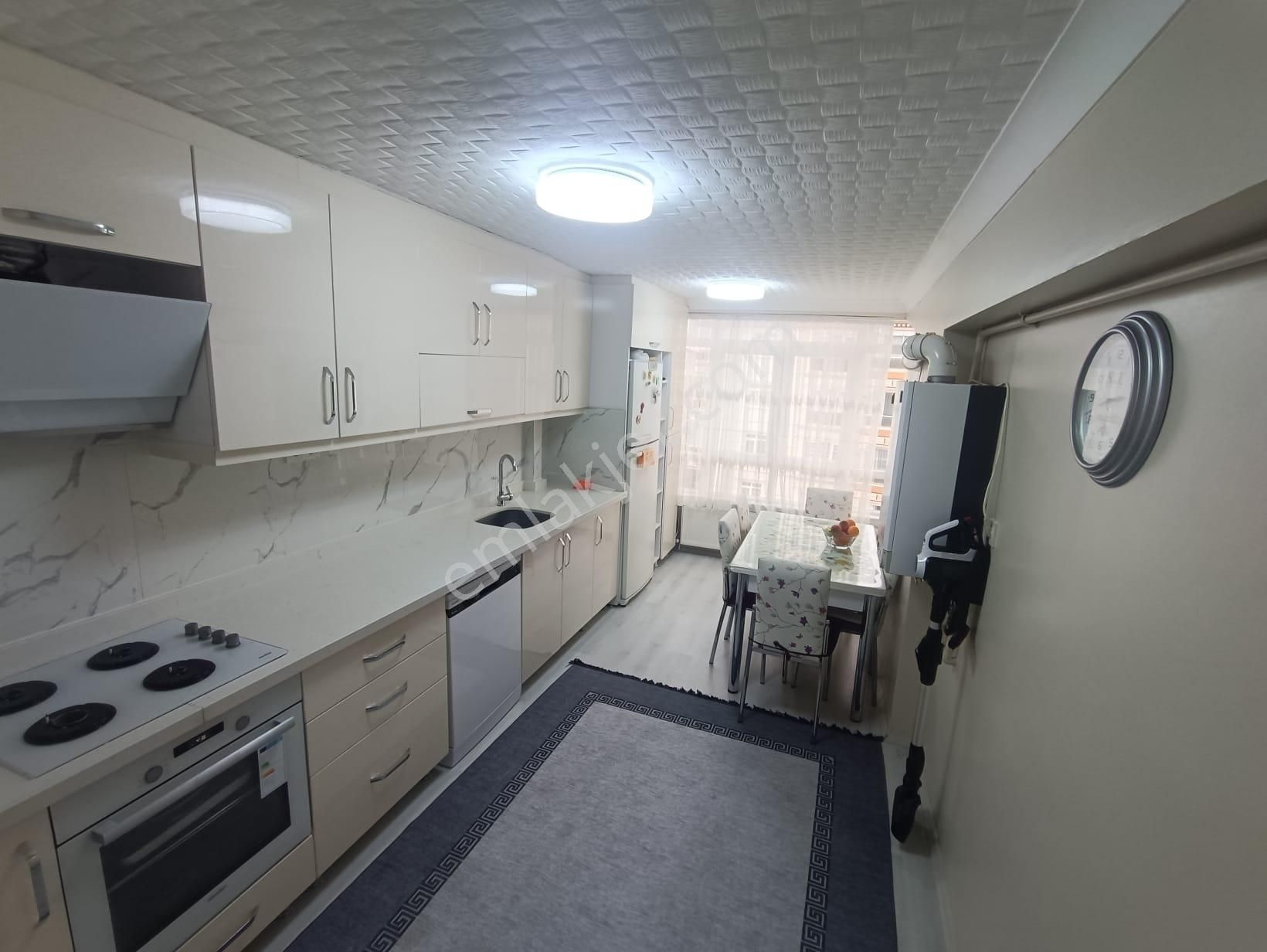 Mç Emlak'tan Malazgirt Mahale'sınde 5+1 Teras Satılık Daire - Görsel 2