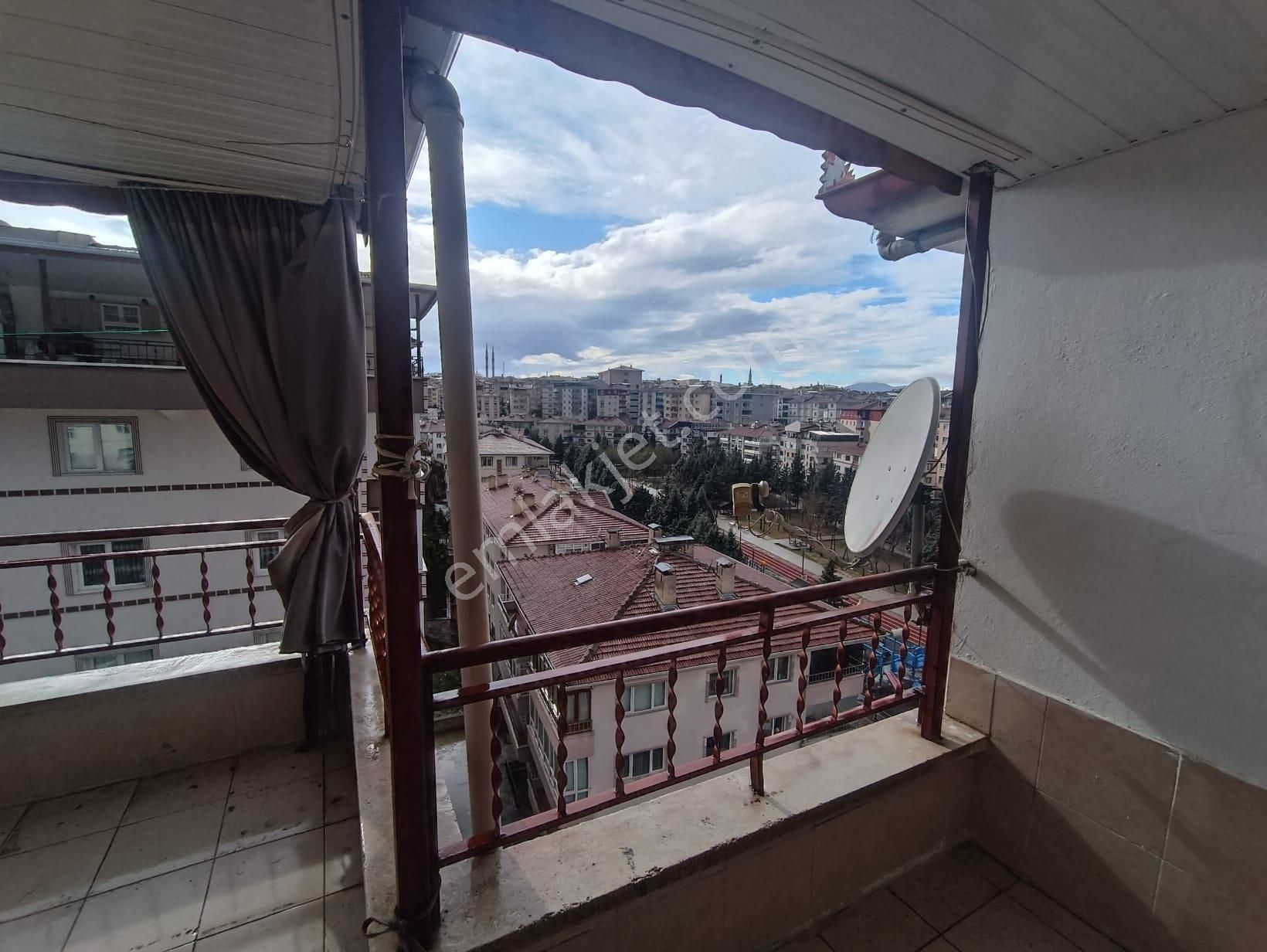 Mç Emlak'tan Malazgirt Mahale'sınde 5+1 Teras Satılık Daire - Görsel 14