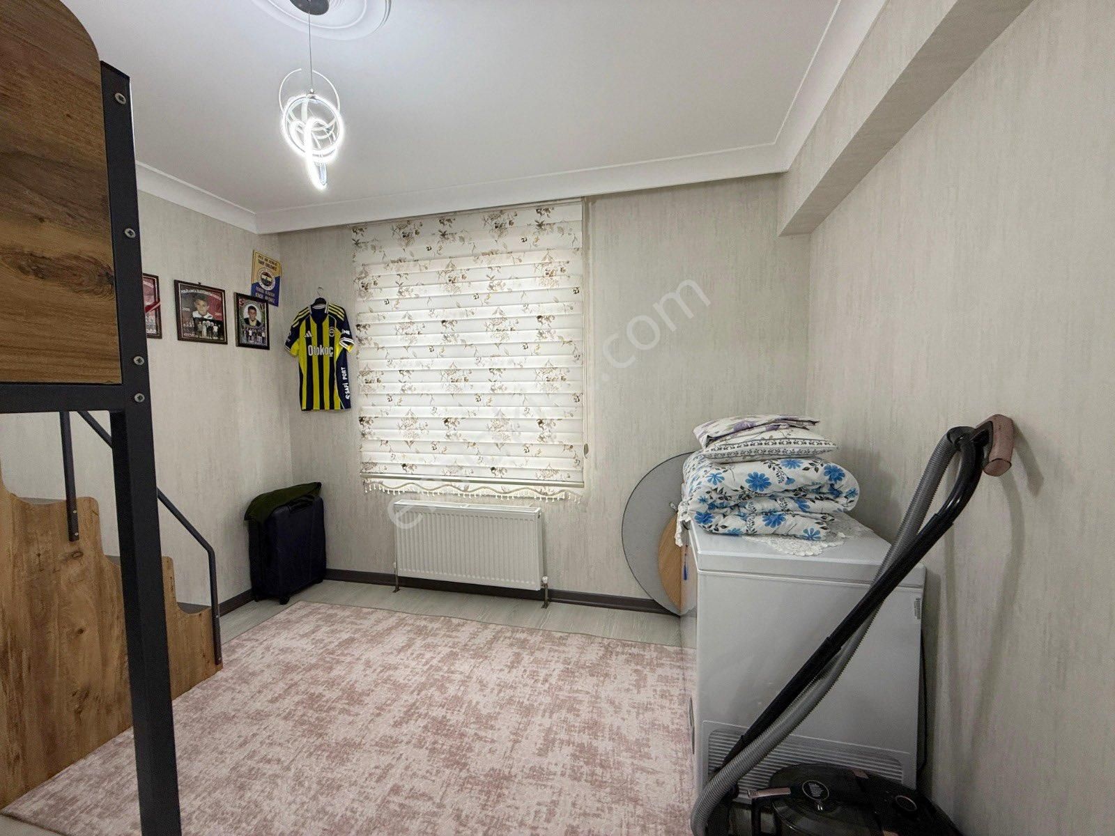 Ankara Keciören Karakaya Mahallesinde Cambalkonlu,manzaralı 3+1 Daire - Görsel 21