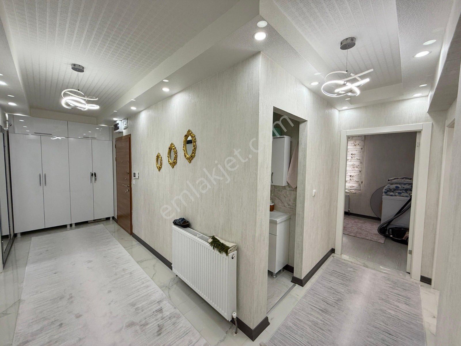 Ankara Keciören Karakaya Mahallesinde Cambalkonlu,manzaralı 3+1 Daire - Görsel 27