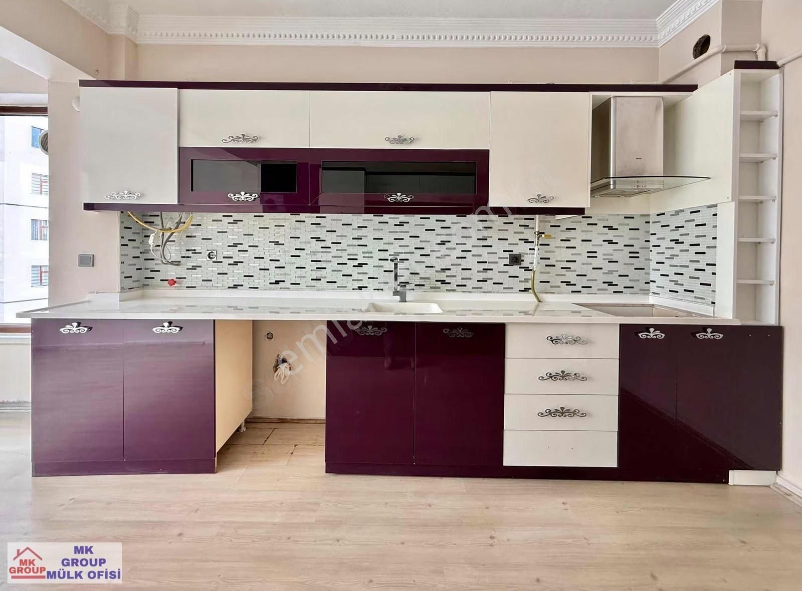 Yenidoğan'da Site İçerisinde Ultra Geniş Full Yapılı 3+1 Satılık - Görsel 3