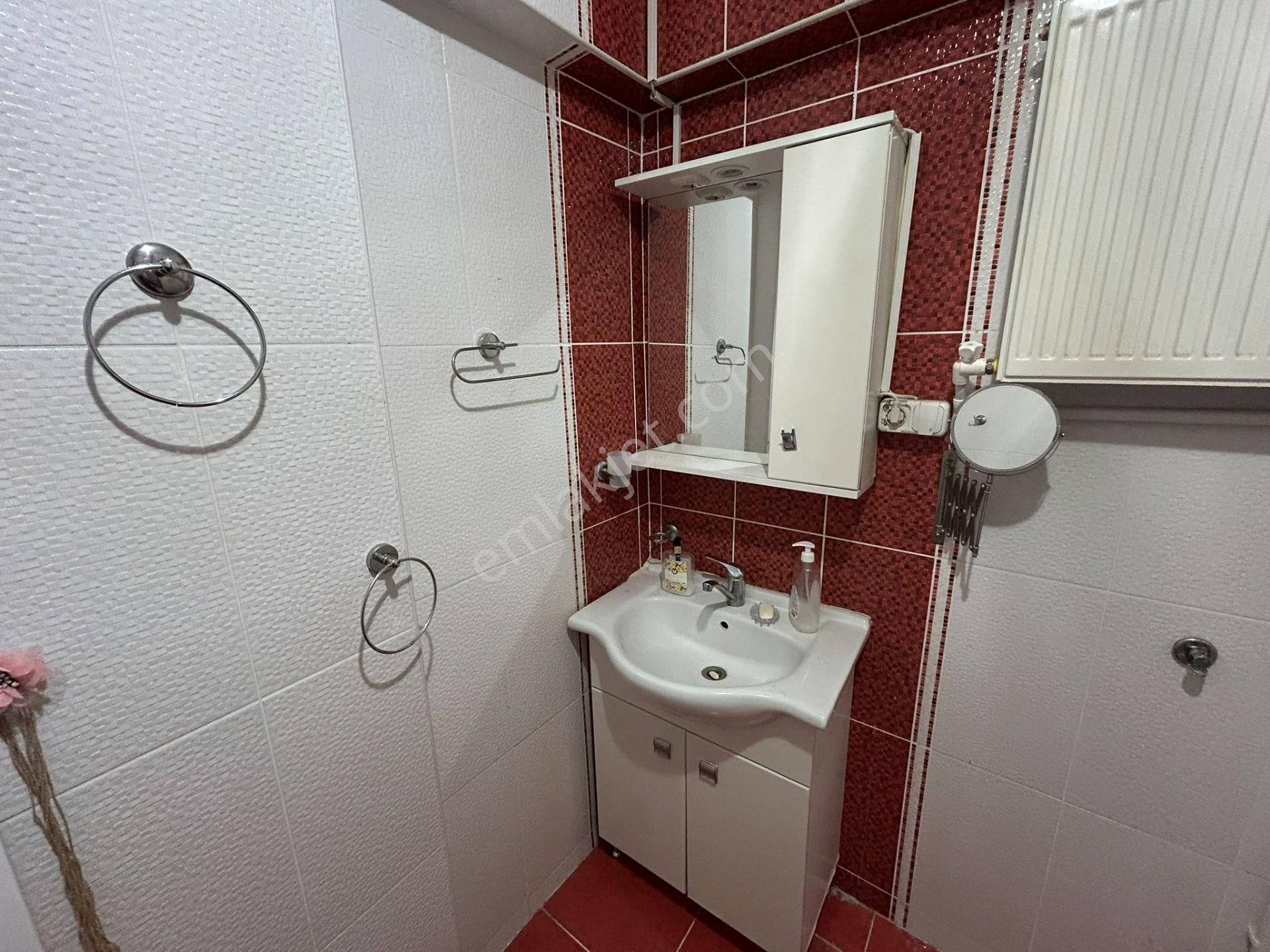Cihan Emlaktan Kiralık Paşabayırda Ana Cadde Üzeri Otoparklı 2+1 Daire - Görsel 29