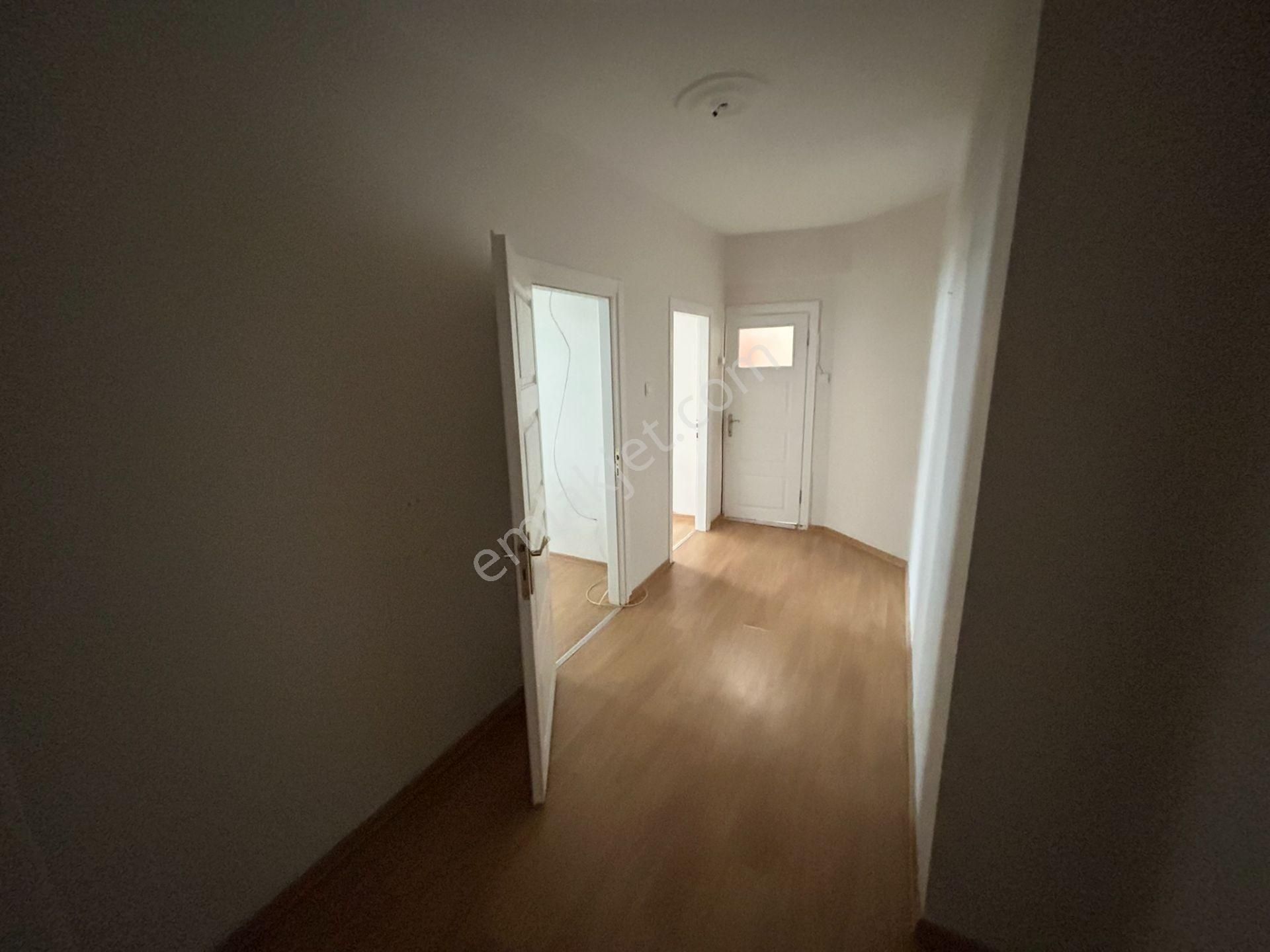Cihan Emlaktan Kiralık Paşabayırda Ana Cadde Üzeri Otoparklı 2+1 Daire - Görsel 13