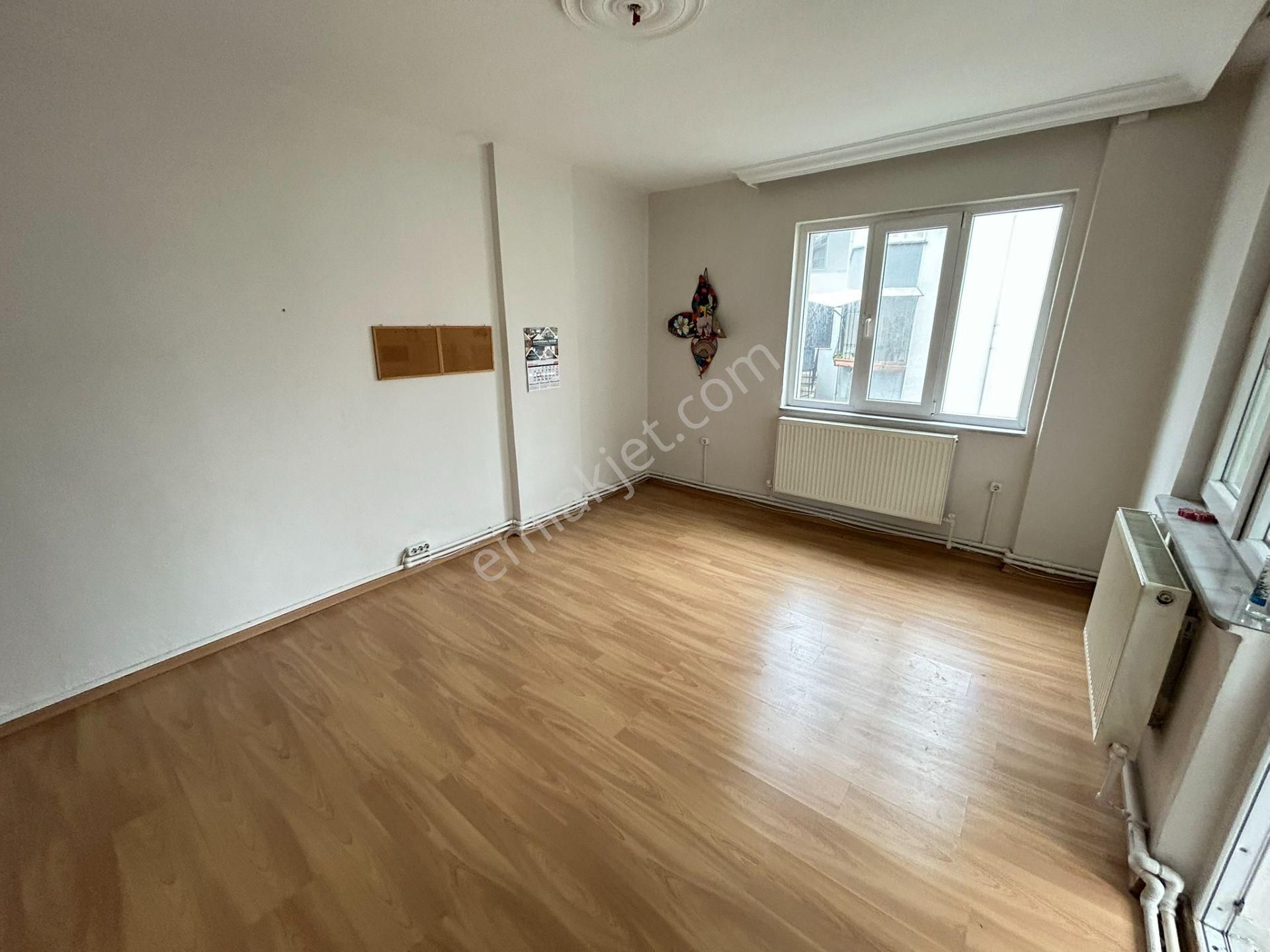 Cihan Emlaktan Kiralık Paşabayırda Ana Cadde Üzeri Otoparklı 2+1 Daire - Görsel 16