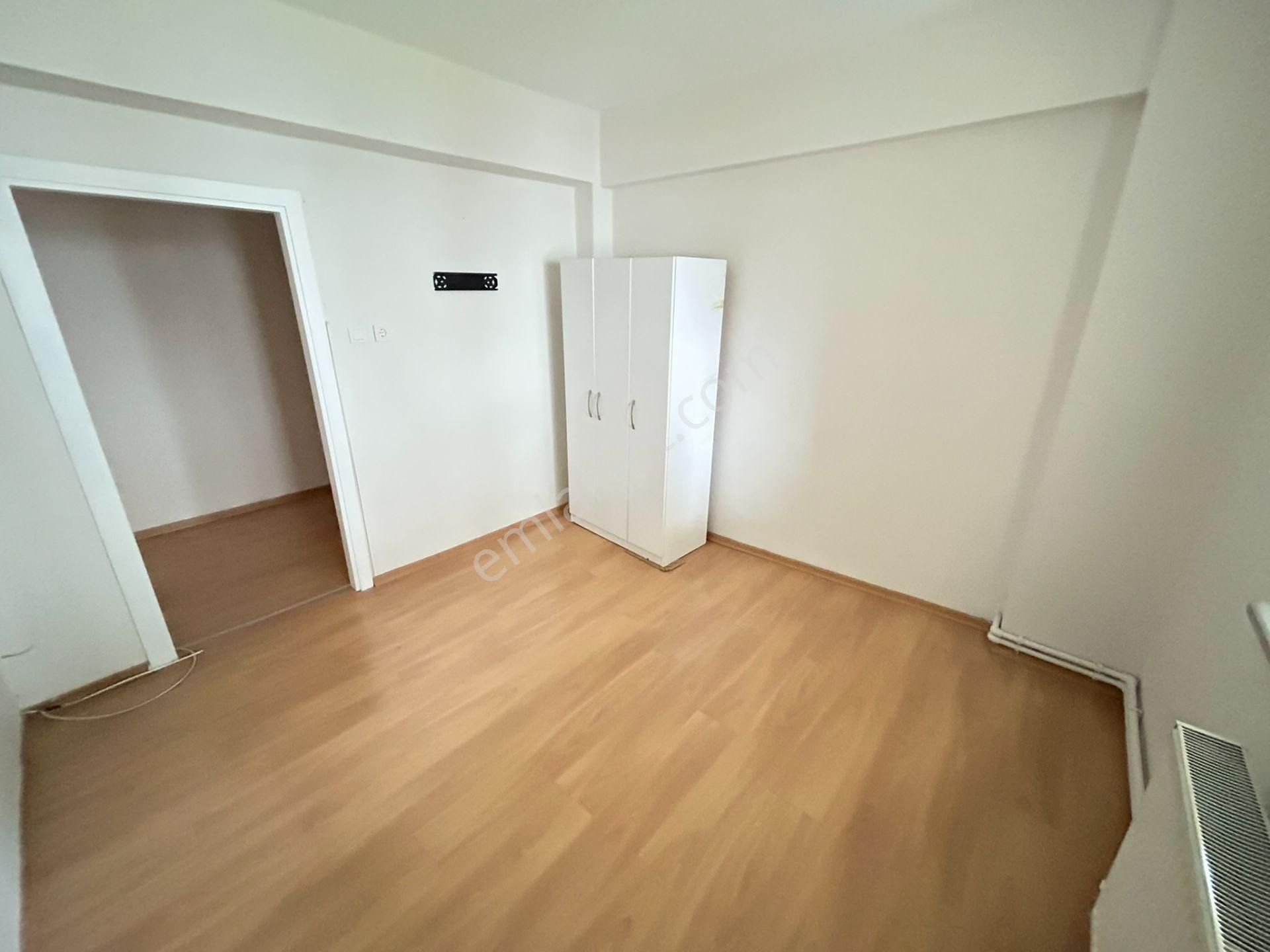 Cihan Emlaktan Kiralık Paşabayırda Ana Cadde Üzeri Otoparklı 2+1 Daire - Görsel 23