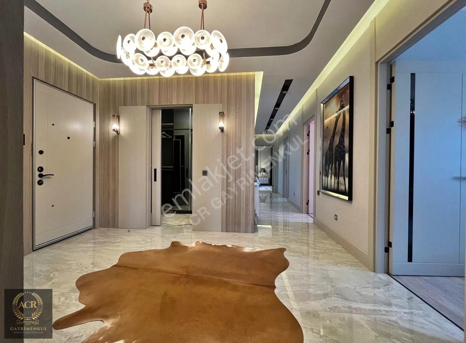Acr'den Merkezi Lokasyonda Büyüleyici Yapısıyla Geniş M2 4.5+1 - Görsel 6