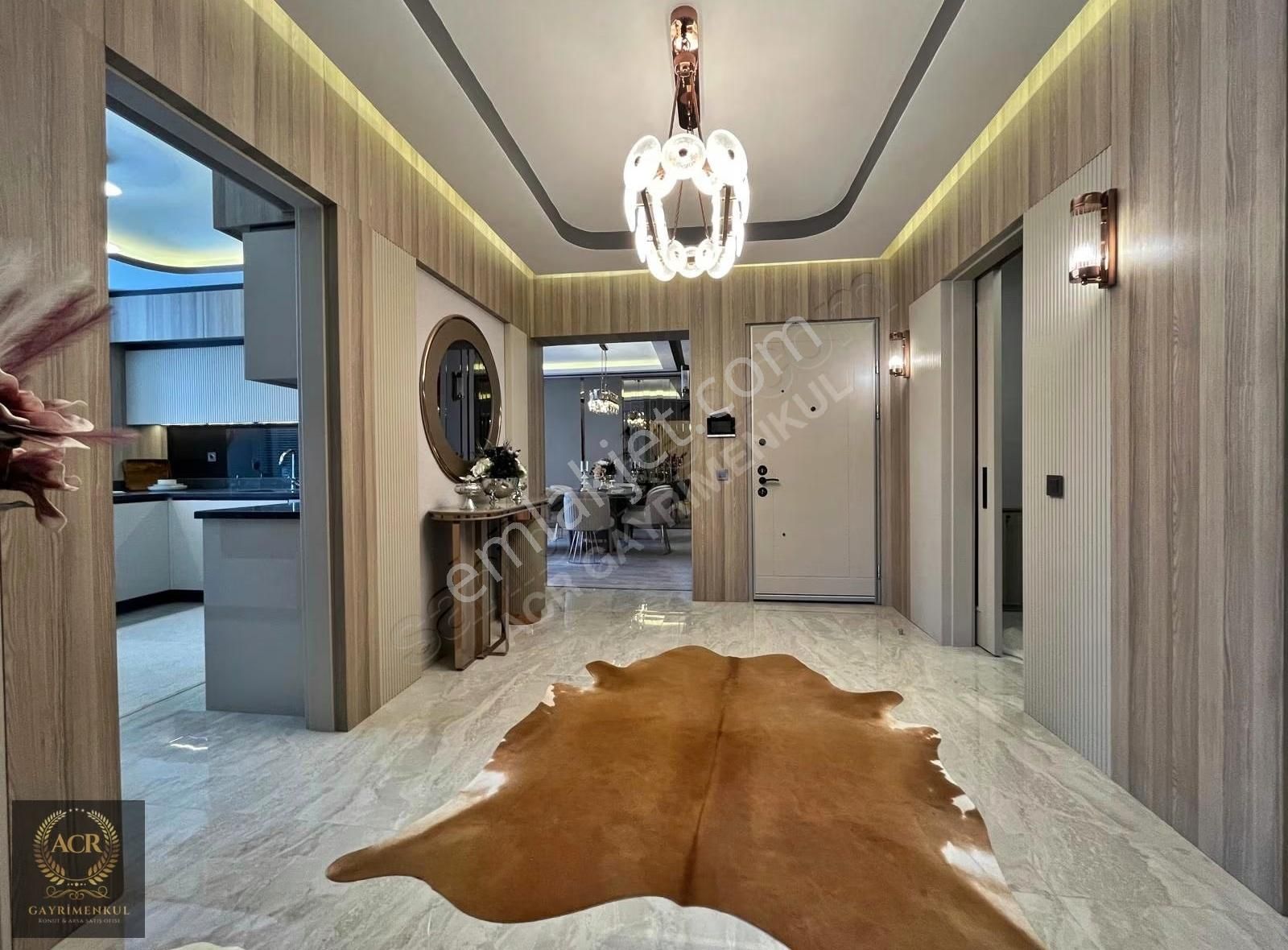 Acr'den Merkezi Lokasyonda Büyüleyici Yapısıyla Geniş M2 4.5+1 - Görsel 26