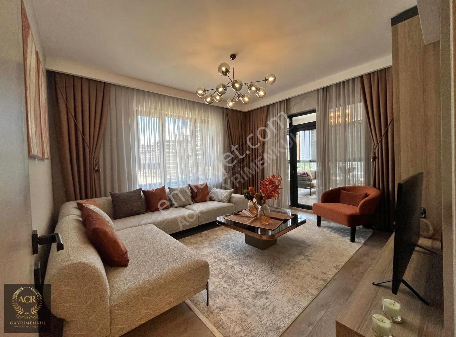 Acr'den Merkezi Lokasyonda Büyüleyici Yapısıyla Geniş M2 4.5+1 - Görsel 23