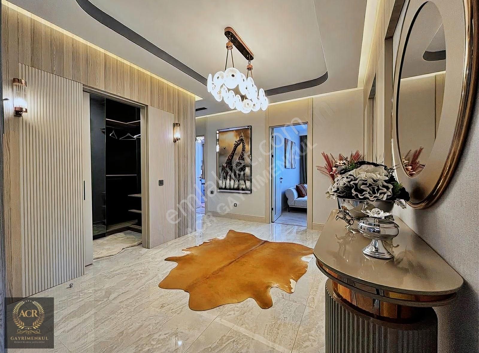 Acr'den Merkezi Lokasyonda Büyüleyici Yapısıyla Geniş M2 4.5+1 - Görsel 21