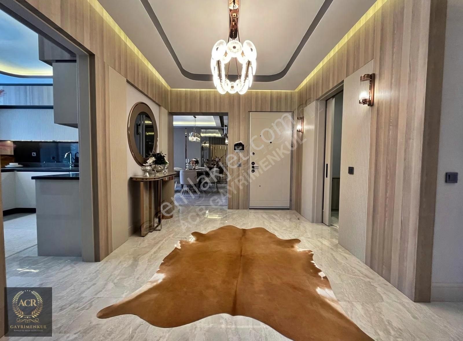 Acr'den Merkezi Lokasyonda Büyüleyici Yapısıyla Geniş M2 4.5+1 - Görsel 5