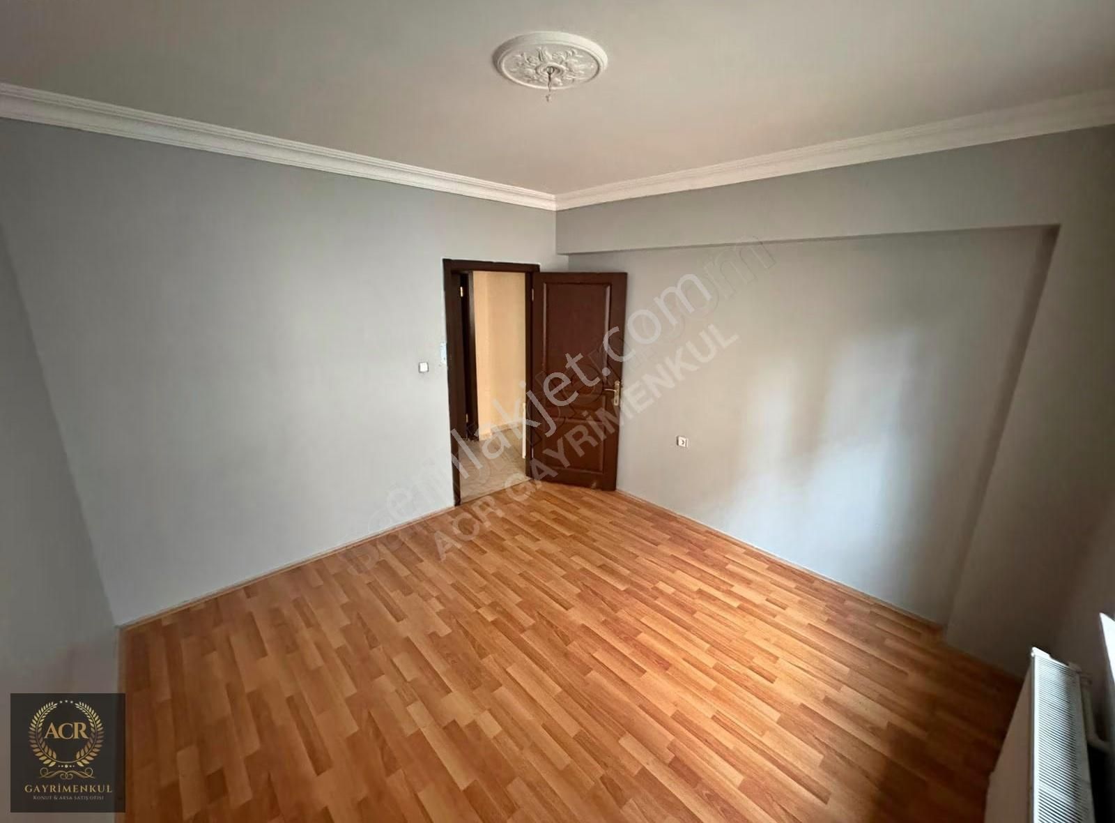 Acr'den Salı Pazarı Yakını Geniş M2 Giyinme Odalı 3.5+1 Daire - Görsel 29