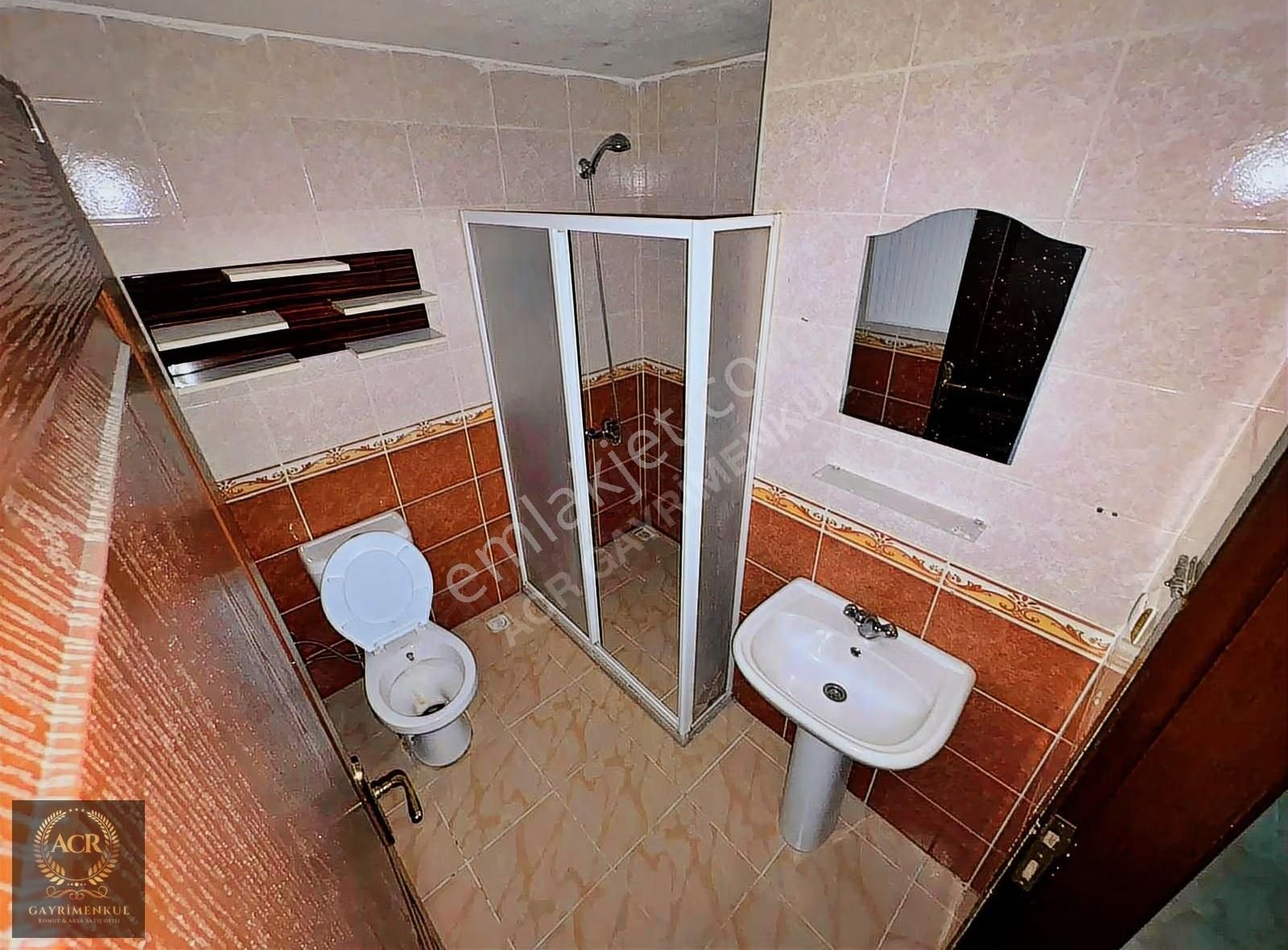 Acr'den Salı Pazarı Yakını Geniş M2 Giyinme Odalı 3.5+1 Daire - Görsel 19