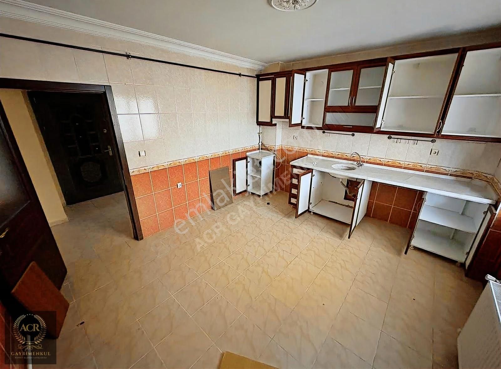 Acr'den Salı Pazarı Yakını Geniş M2 Giyinme Odalı 3.5+1 Daire - Görsel 20