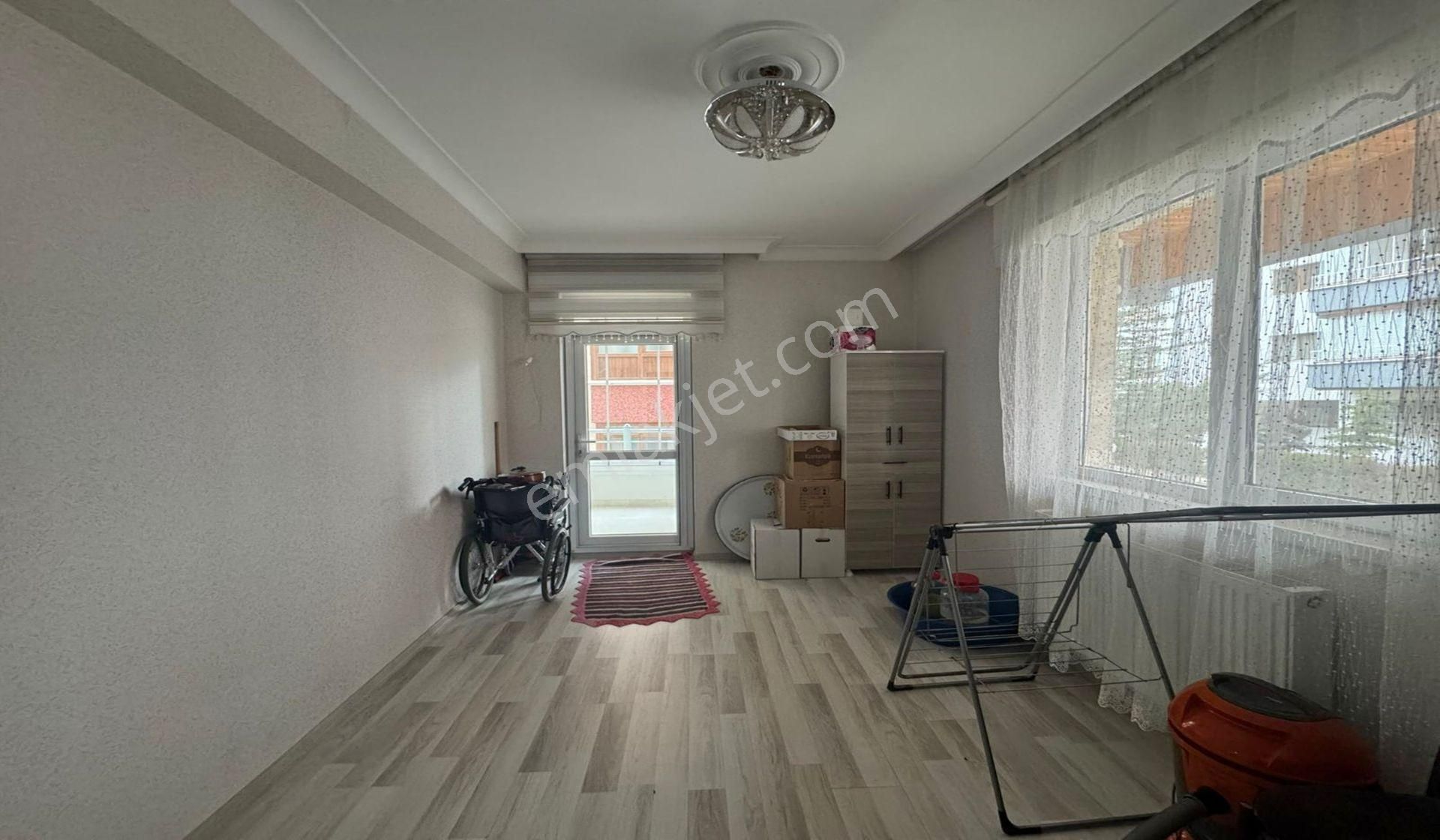 Osmangazi Bölük Caddesi Yakını Altında İki Kat Var Asansörlü - Görsel 17