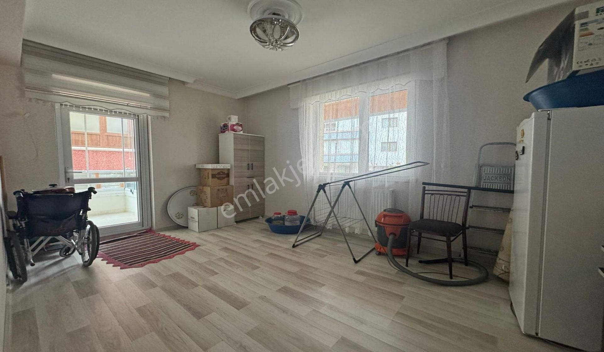 Osmangazi Bölük Caddesi Yakını Altında İki Kat Var Asansörlü - Görsel 15