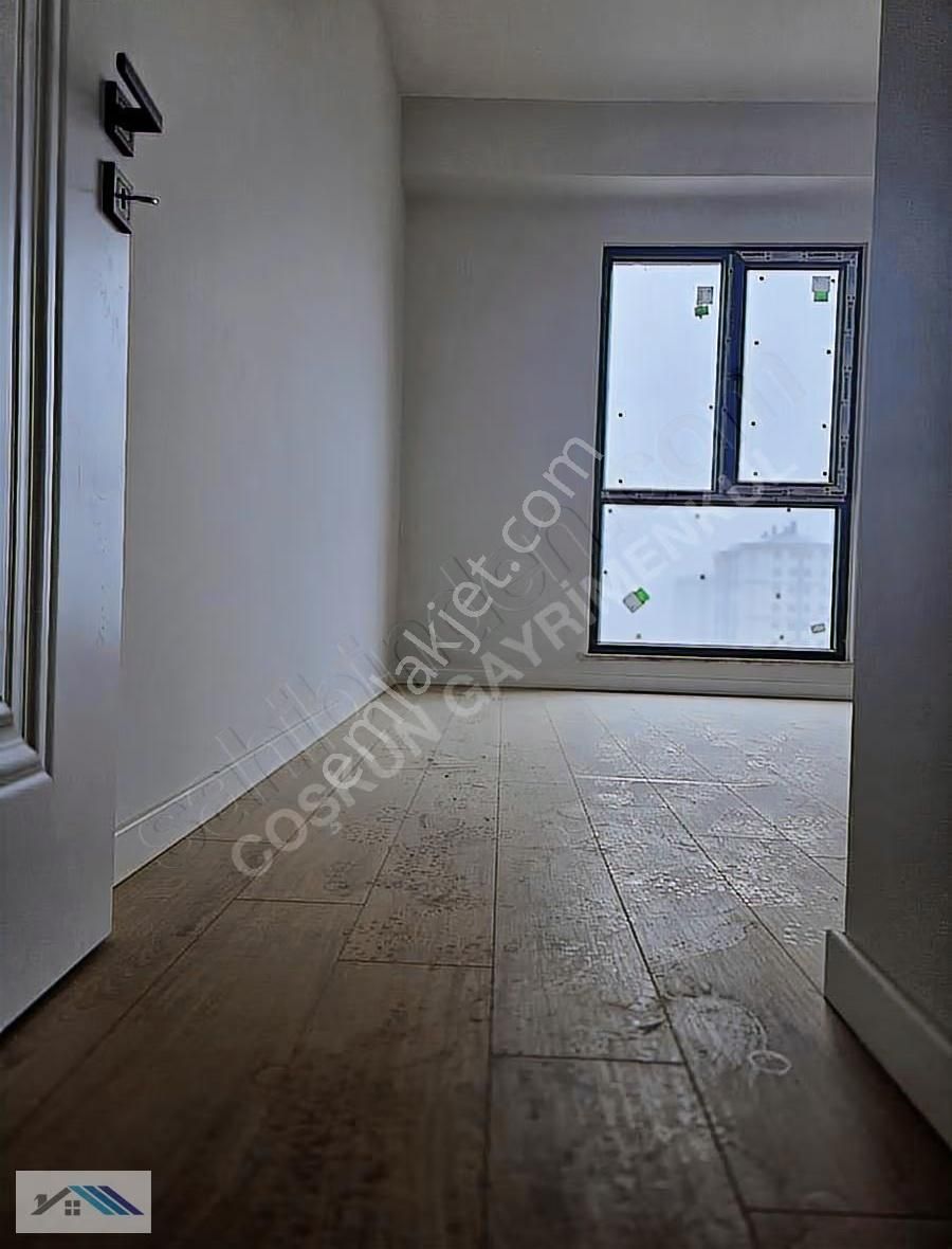 Pendik Velibaba Ana Cadde Üzeri Satılık 2+1 - Görsel 5