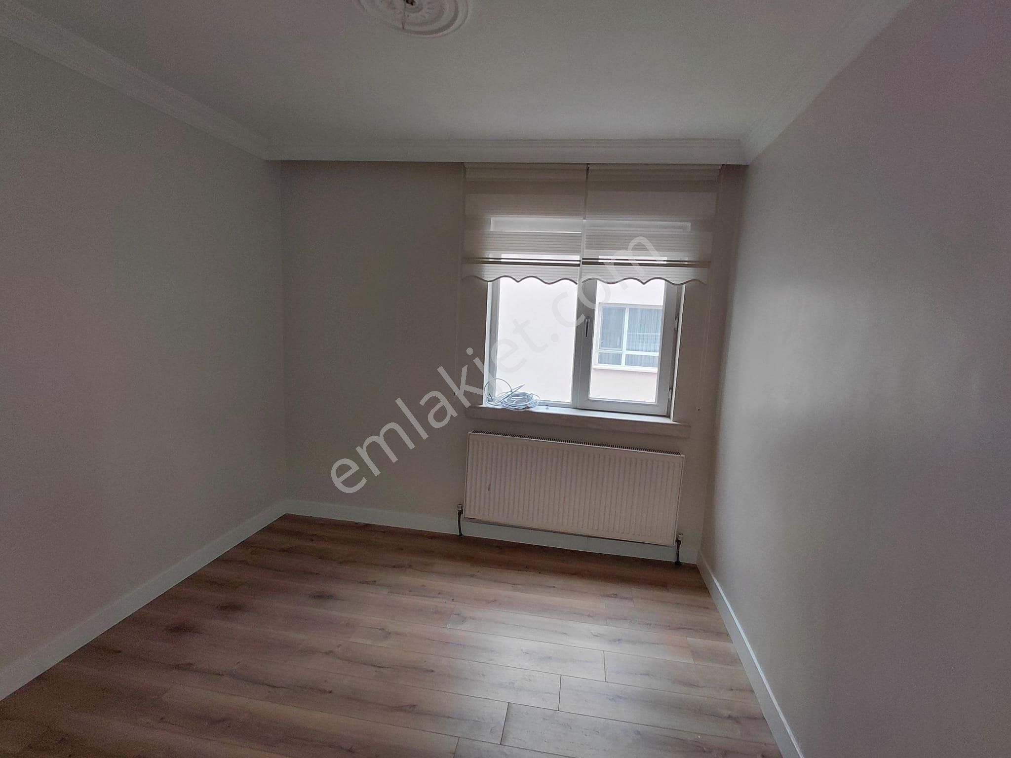 Vatan'da Bademlikte 3.ara Katta Asansörlü Lüx Yapılı 125 M2 3+1 - Görsel 13