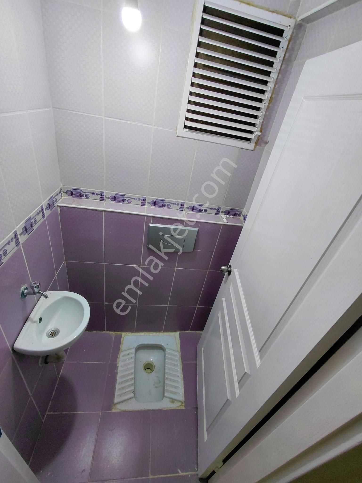 Vatan'da Bademlikte 3.ara Katta Asansörlü Lüx Yapılı 125 M2 3+1 - Görsel 4