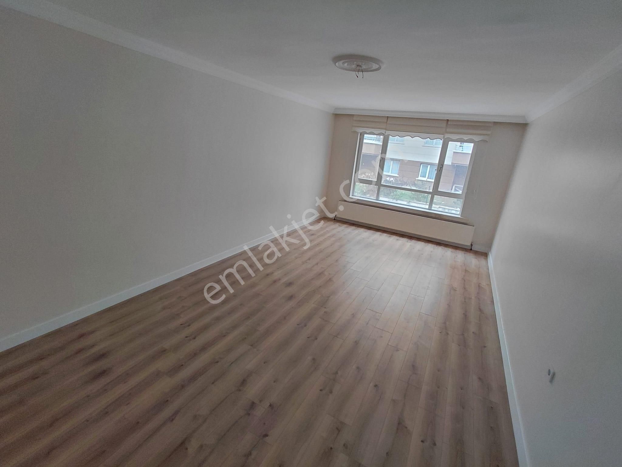 Vatan'da Bademlikte 3.ara Katta Asansörlü Lüx Yapılı 125 M2 3+1 - Görsel 17